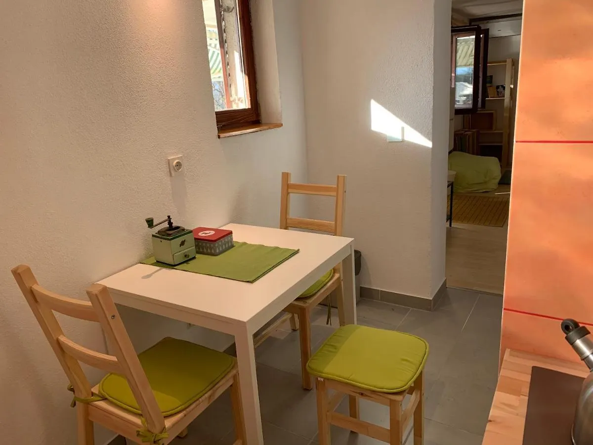 Studio Janko By El-Pi Tours Njivice Croatia