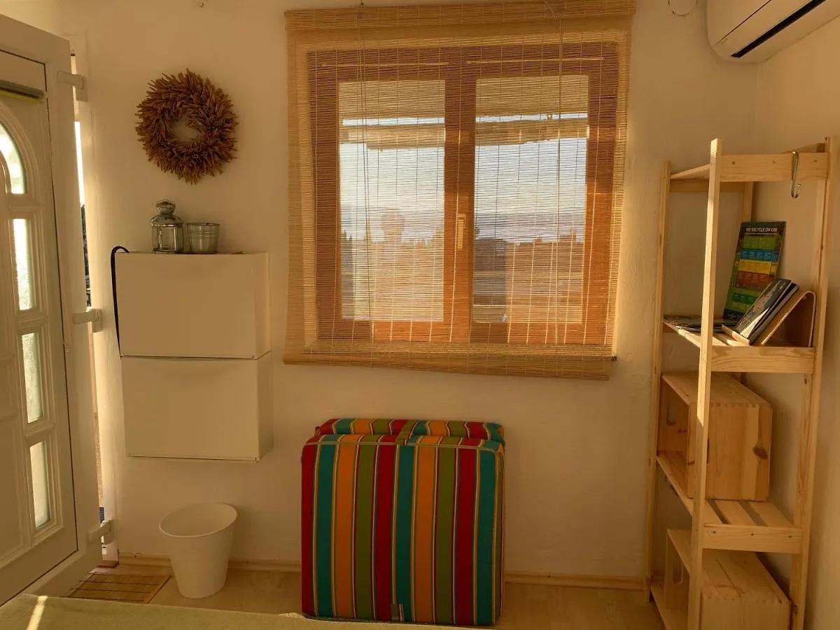 Studio Janko By El-Pi Tours Njivice Apartment